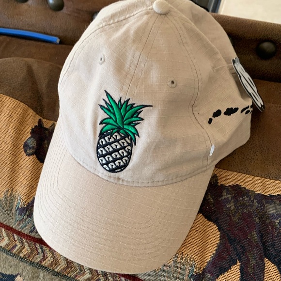 808 Clothing Company Other - 808 Clothing Company Maui Hawaii Island Hat Cap Pineapple Logo NWT